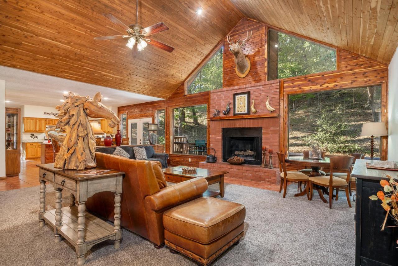Luxury Rock Creek Cabin W Deck By Lake Hamilton Hot Springs Exteriér fotografie